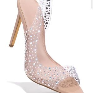 MISS LOLA - ANALEZI - NUDE
EMBELLISHED PEEP TOE HEELS